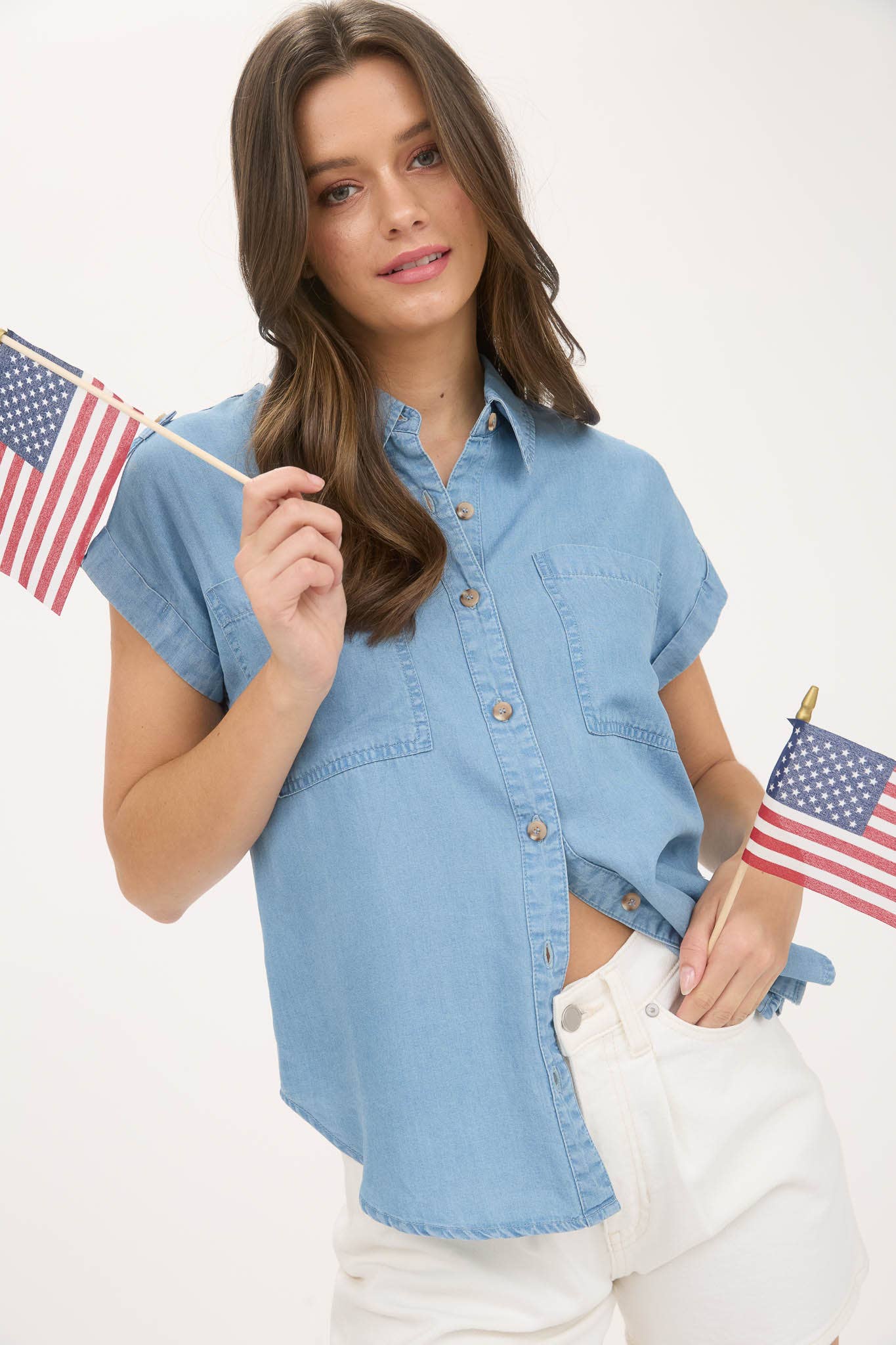Blu Pepper CHAMBRAY COLLARED BUTTON TOP
