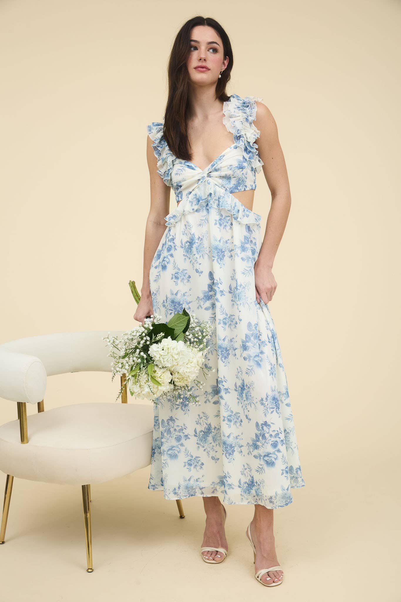 BP FLORAL PATTERN RUFFLE DETAIL CUTOUT MIDI DRESS