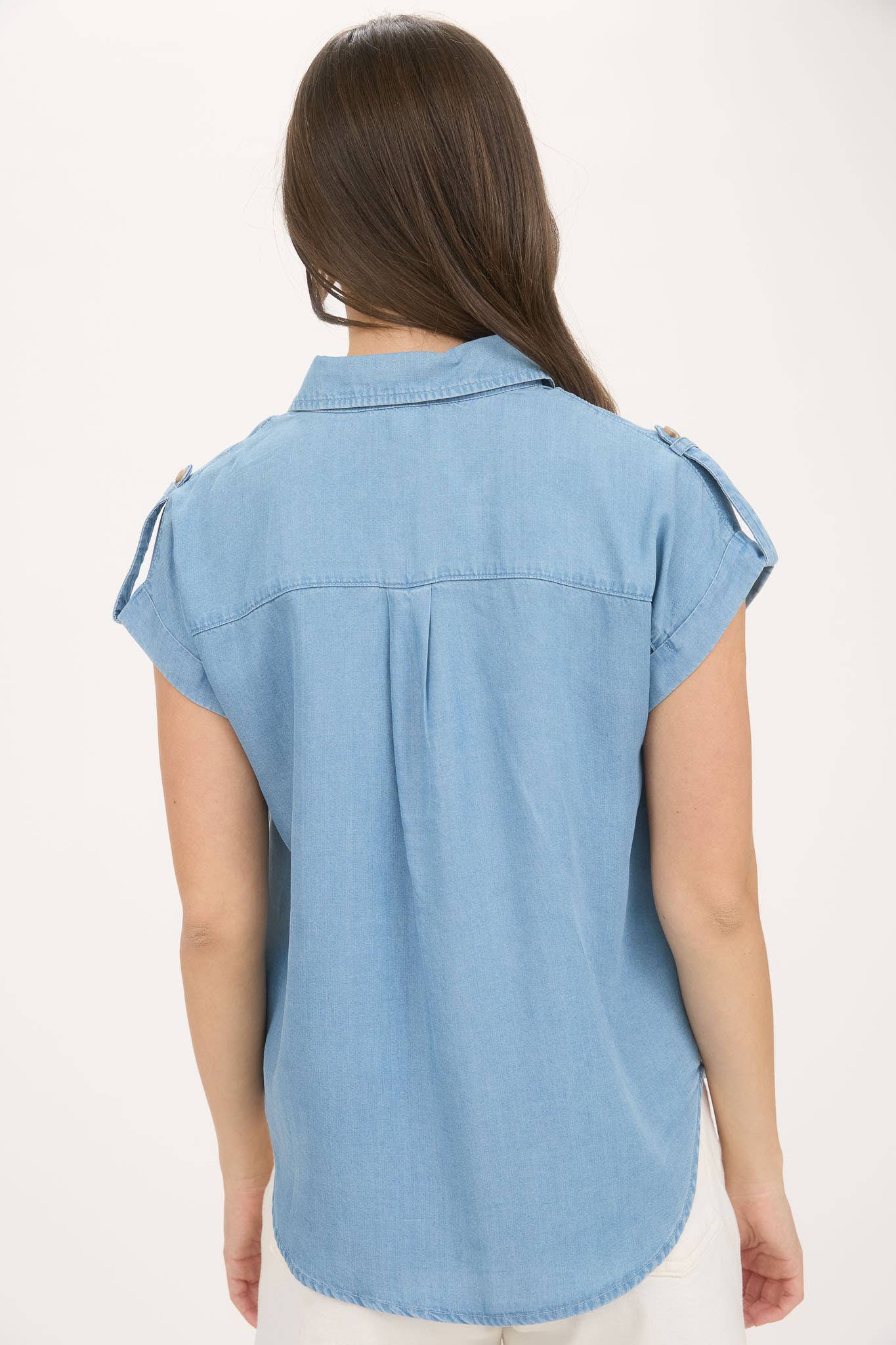 Blu Pepper CHAMBRAY COLLARED BUTTON TOP