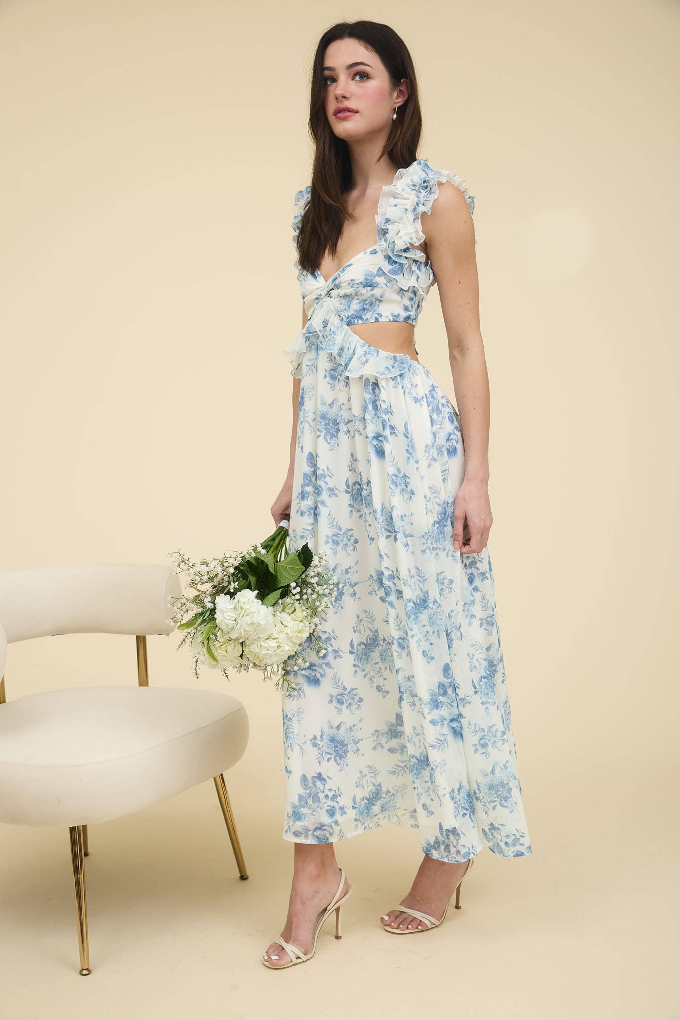 BP FLORAL PATTERN RUFFLE DETAIL CUTOUT MIDI DRESS