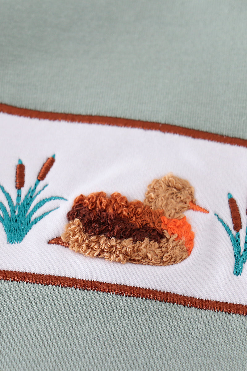 Sage duck french knot boy set